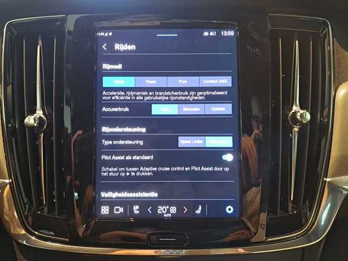 Volvo V90 Recharge T6 AWD Plug-In Hybrid Core Bright: 219654 | Recharge T6 AWD Plug-In Hybrid Core Bright
