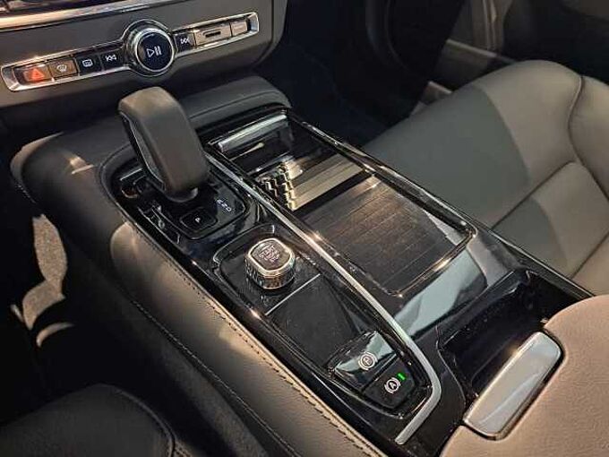 Volvo V90 Recharge T6 AWD Plug-In Hybrid Core Bright: 219654 | Recharge T6 AWD Plug-In Hybrid Core Bright