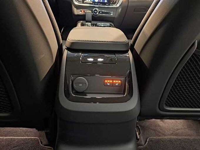 Volvo V90 Recharge T6 AWD Plug-In Hybrid Core Bright: 219654 | Recharge T6 AWD Plug-In Hybrid Core Bright