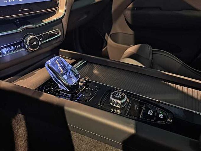 Volvo XC60 T6 AWD Plug-In Hybride Plus Black Edition 355490 | T6 AWD Plug-In Hybride Plus Black Edition