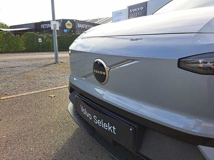 Volvo EX30 Twin Motor Performance Plus 072002 | Twin Motor Performance Plus
