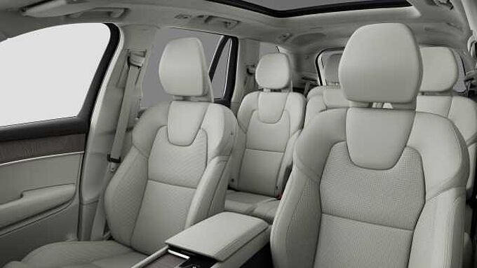 Volvo XC90 T8 AWD Plug-In Hybride Ultra Bright 7 Zitplaatsen 351441 | Directiewagen | T8 AWD Plug-In Hybride Ultra Bright 7 Zitplaatsen