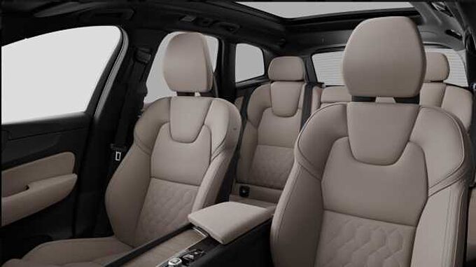 Volvo XC60 T6 AWD Plug-In Hybride Ultra Dark 308148 | Directiewagen | T6 AWD Plug-In Hybride Ultra Dark